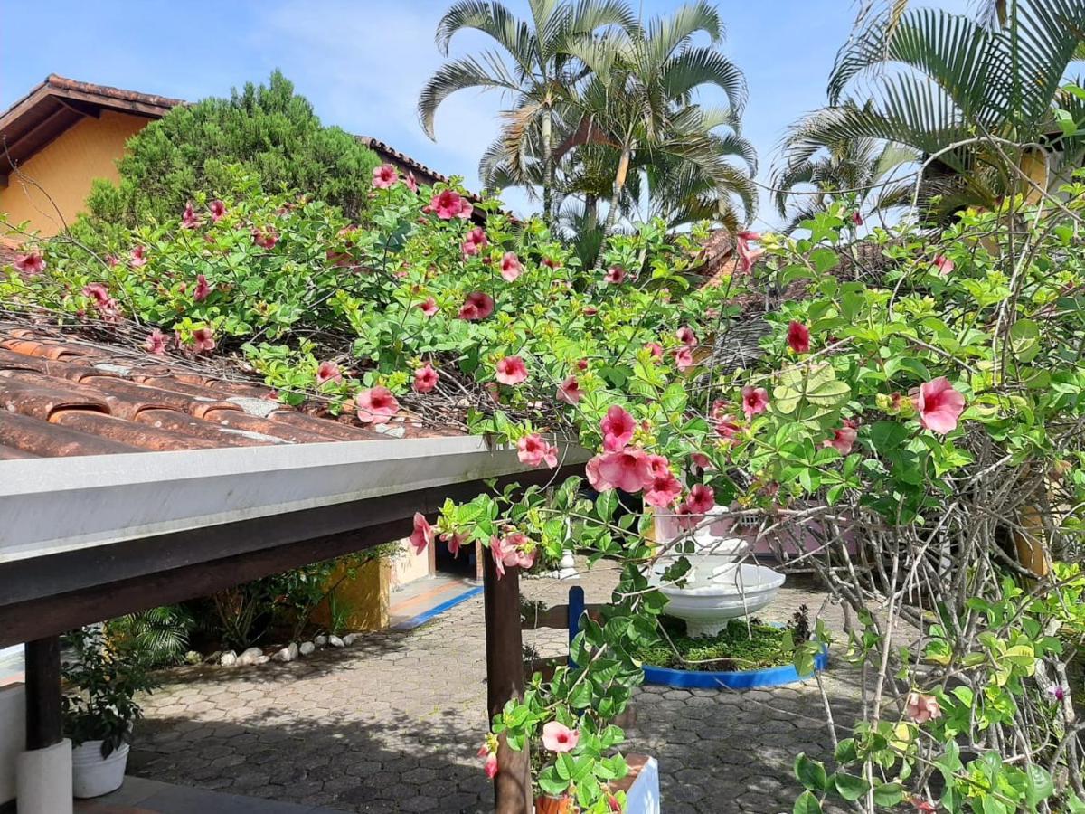 Sobrado Estiloso Com Piscina A 300 M Da